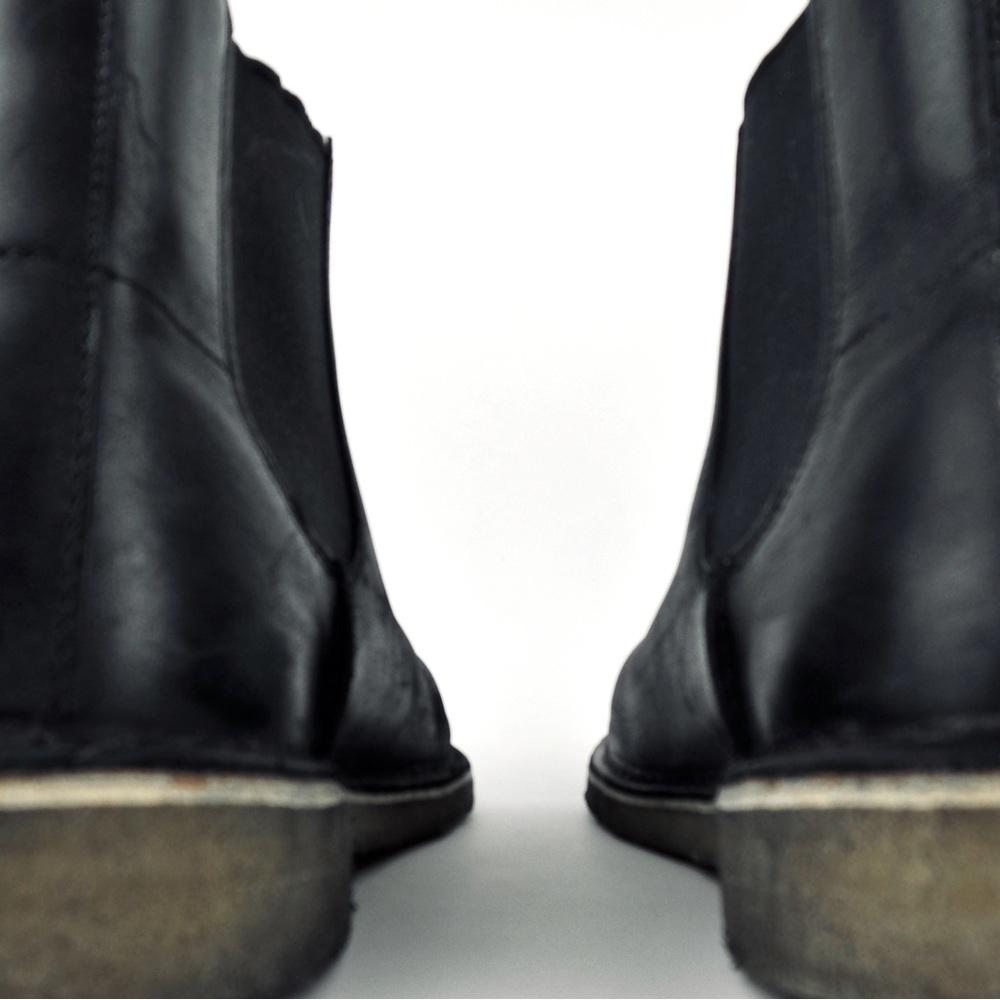 Clarks Desert Chelsea Boot - Picture 9 of 12